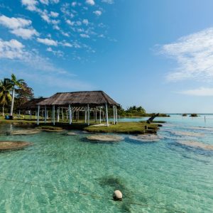 laguna di bacalar con alloggio