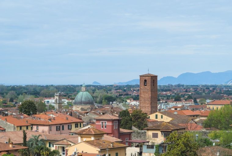 panorama di pietrasanta