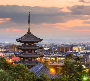 Nara skyline al tramonto