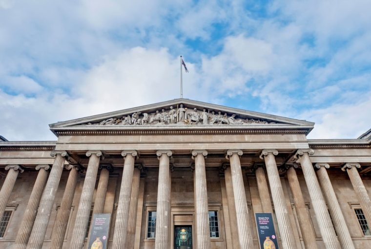 British Museum entrata con colonne doriche