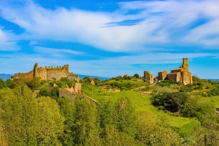 Tuscania panoramica
